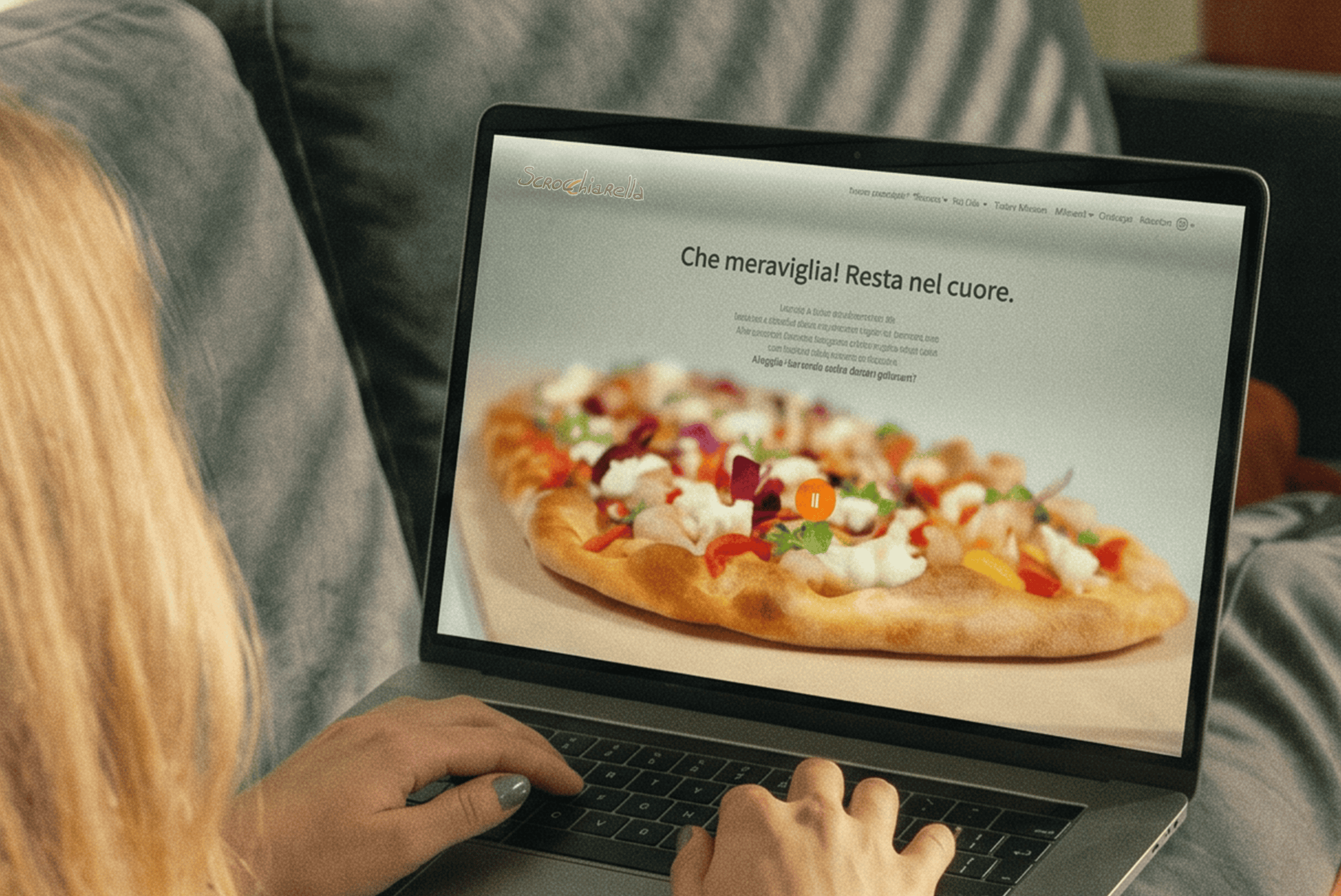 http://Immagine%20di%20una%20pizza%20con%20ingredienti%20freschi%20e%20colorati.